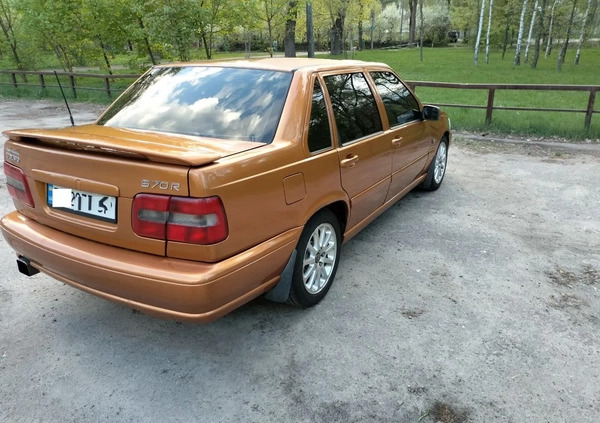 Volvo S70 cena 13300 przebieg: 325000, rok produkcji 1998 z Poznań małe 137